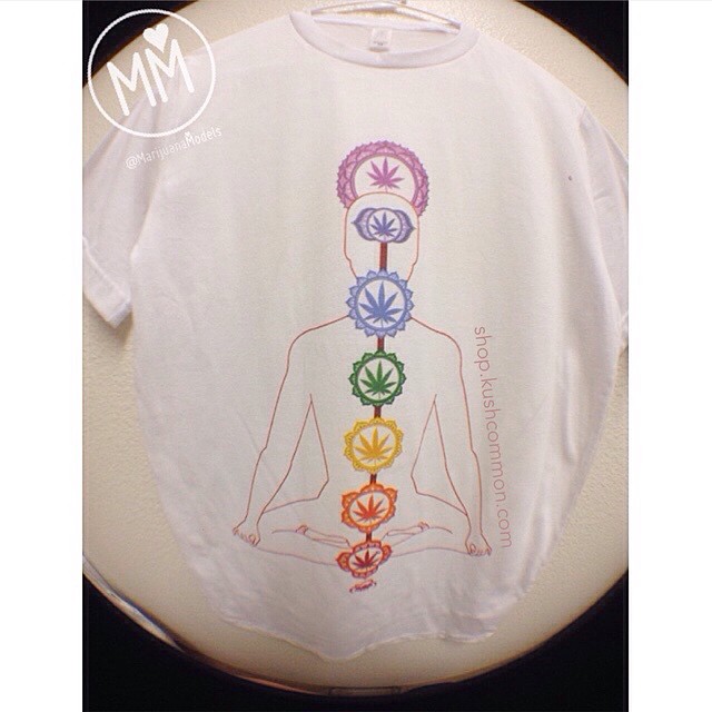 ️Our Chakra tees are back up for sale! As well as all of our other sold out designs.
Limited edition and sending to print tomorrow!
If you want Men's or Women's tank instead of tee DM me!️
Link in bio
️SHOP.KUSHCOMMON.COM