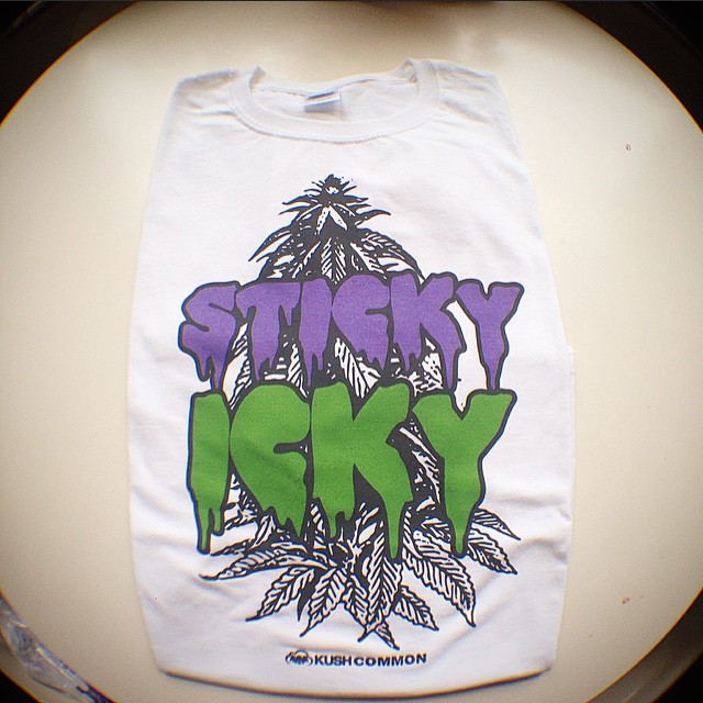😛
Who's got dat Sticky Icky? 
Tee available at SHOP.KUSHCOMMON.COM
🌍️Worldwide shipping!