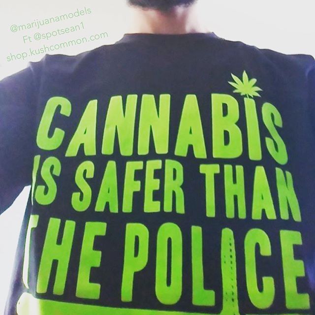 @spotsean1 Reppin in his Cannabis is Safer Than the Police tee💭 Tommy Chong @heytommychong has one too and was wearing it at the Denver Cannabis Cup!!
================================
We've got a few green on black unisex tees left! Use "safer" at checkout and get 15% off your WHOLE order if it includes a safer than the police tee!
================================
Worldwide shipping! Link in bio to shop
