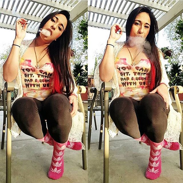 @damnbabydeee smokin in her You Can tank😇 We've got a couple left and each is one of a kind so be sure to swoop one up before they're all gone!Join our You Can Fam...I'm wearin mine right now️www.shop.kushcommon.com